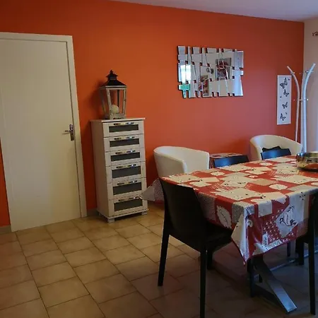 Nyaraló Chez Florette Sablons